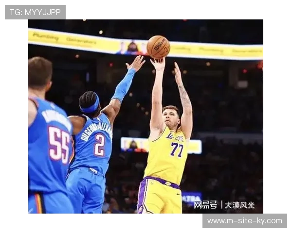 湖人队虽东契奇高效取30分，但防守漏洞在二月复盘中凸显